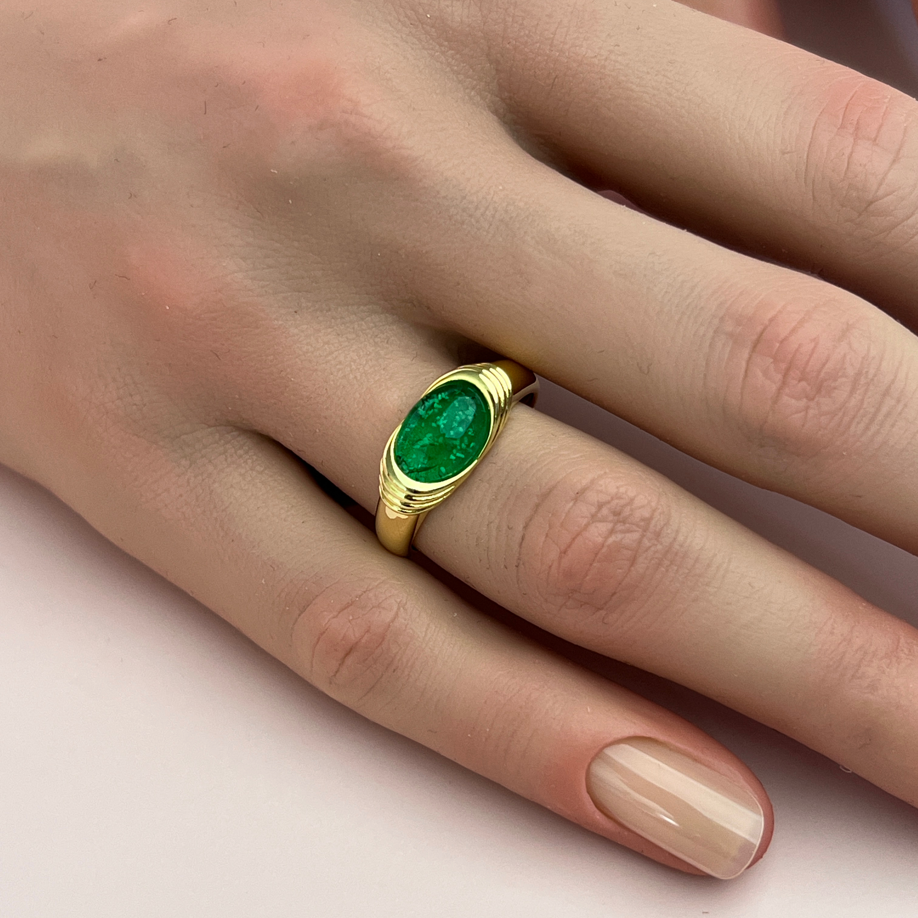 Ripple Ashes Ring - Side Profile View