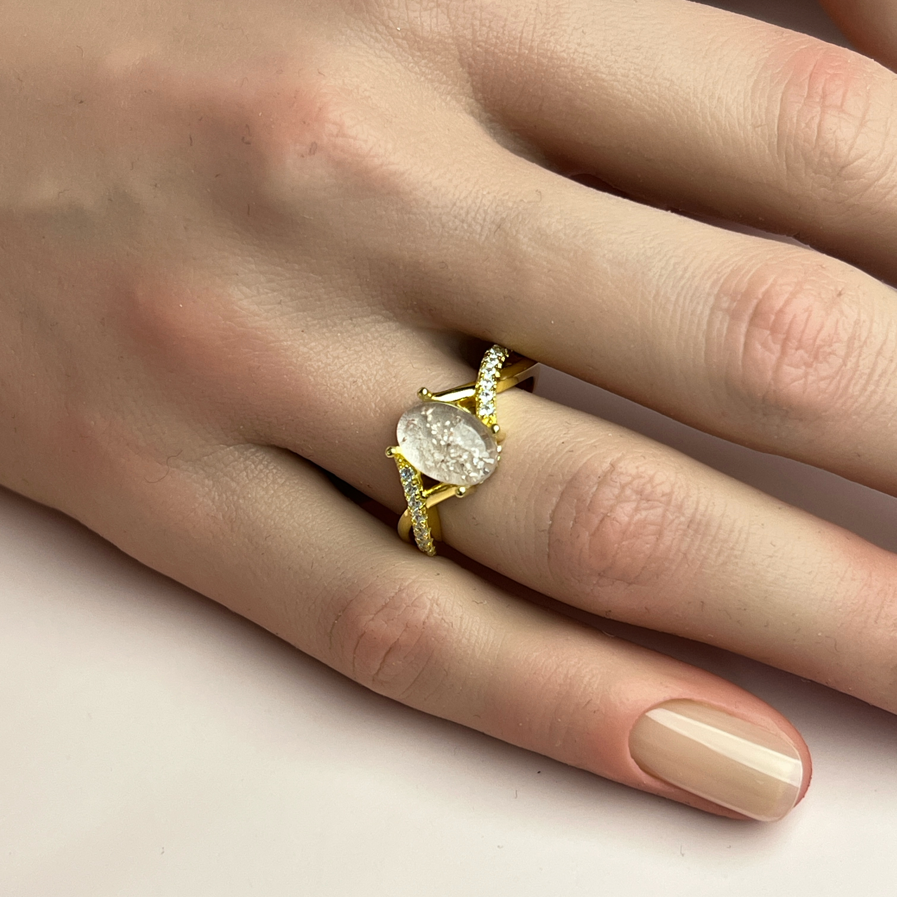 Amara Ashes Ring - Side Profile View