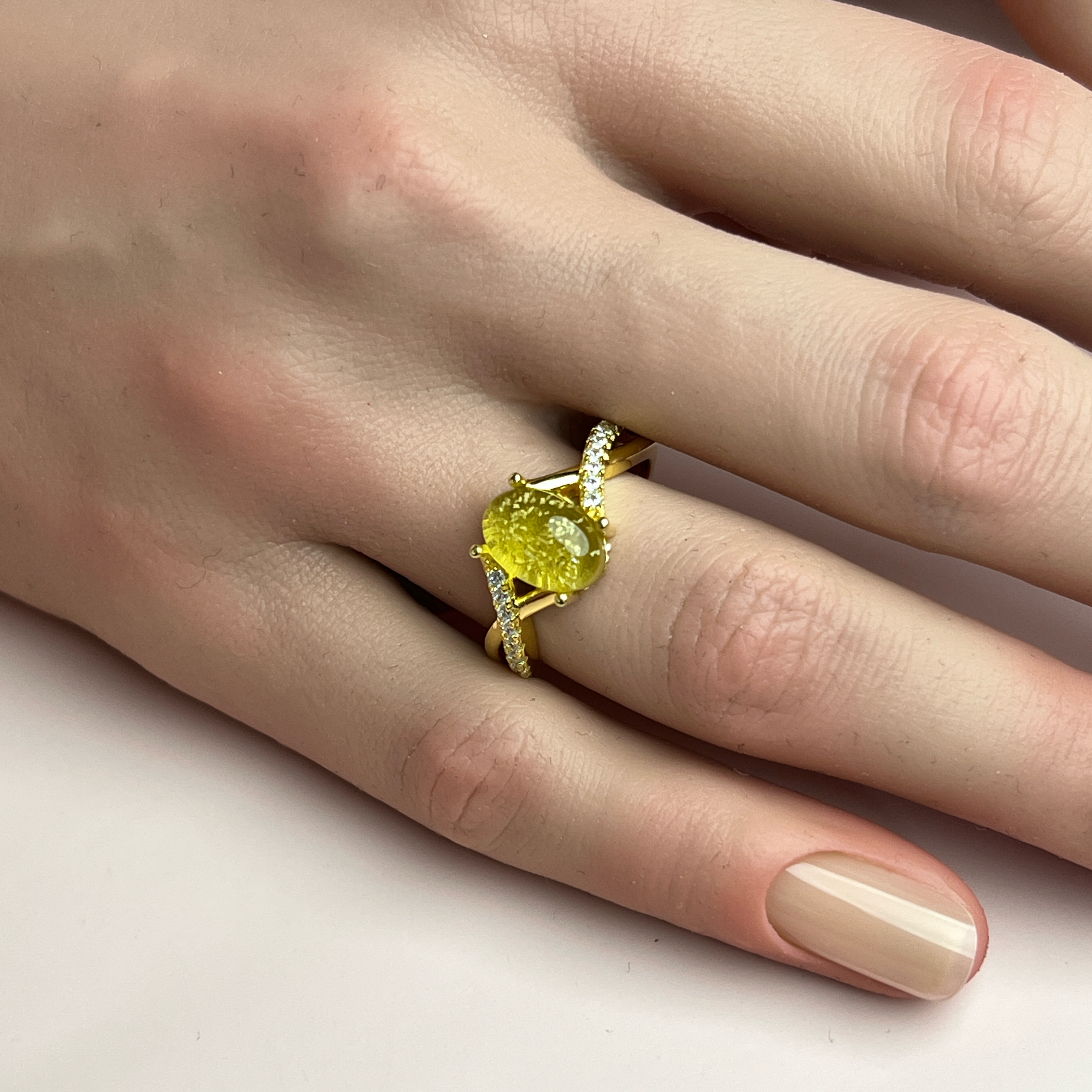 Amara Ashes Ring - Side Profile View