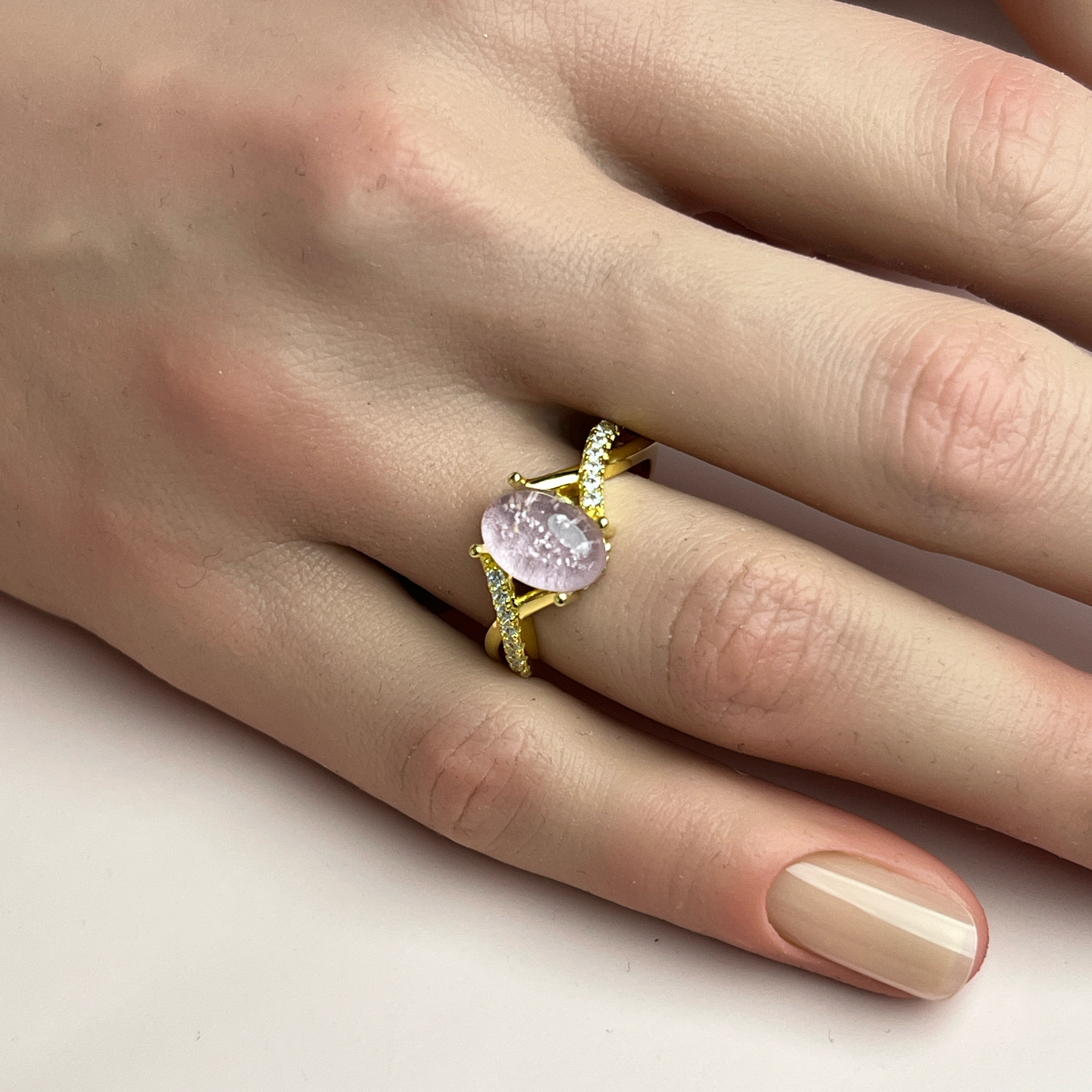 Amara Ashes Ring - Side Profile View