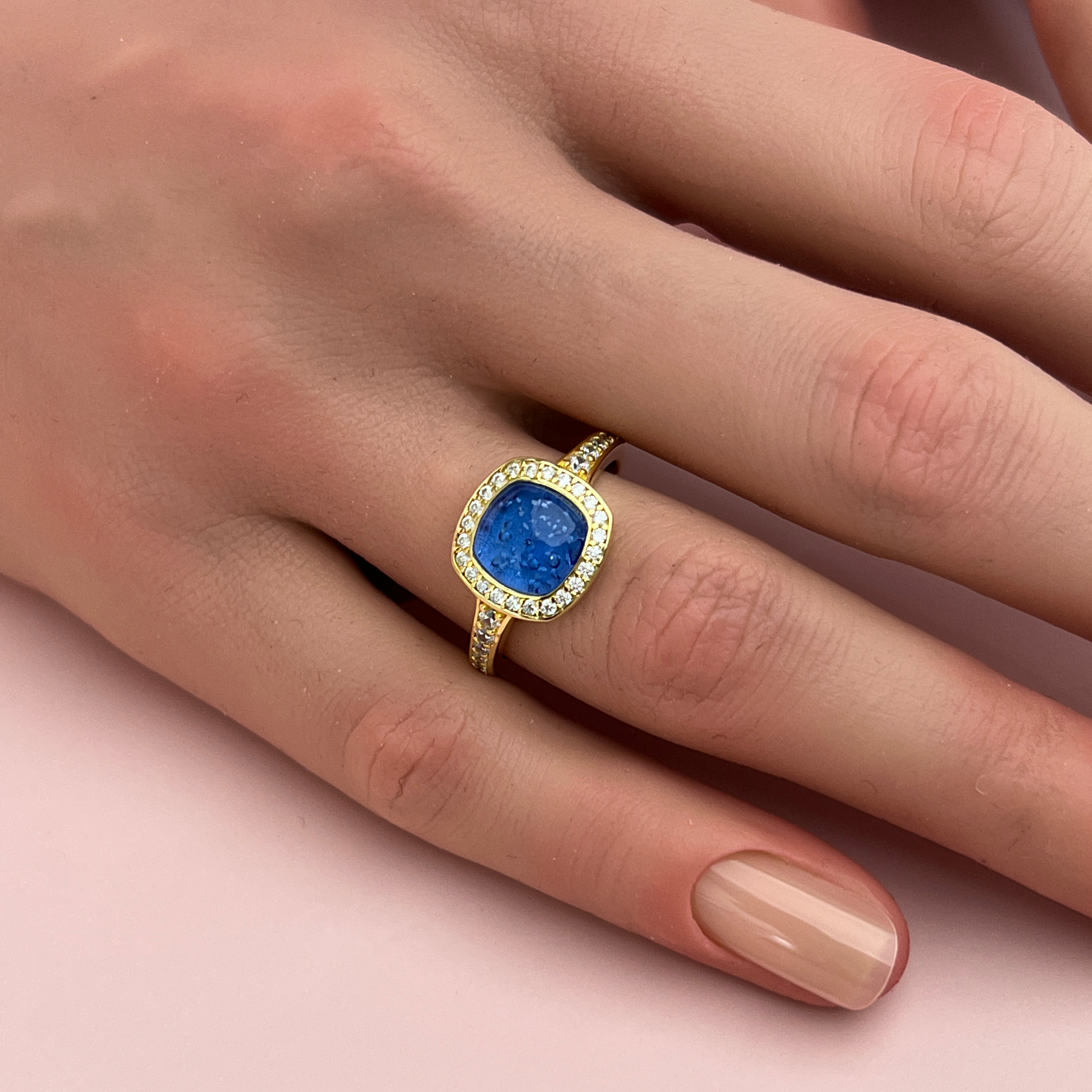 Eden Ashes Ring - Side Profile View