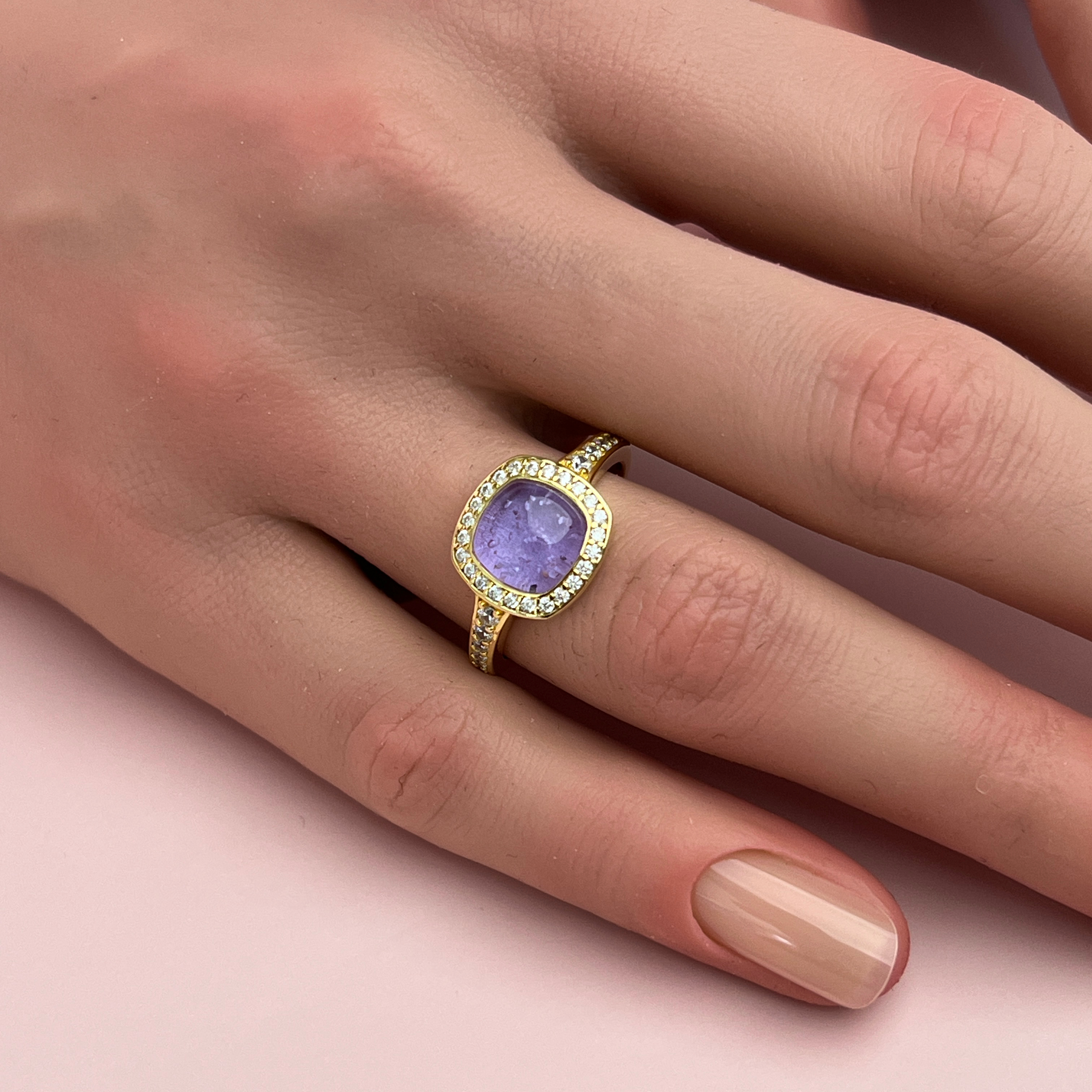 Eden Ashes Ring - Side Profile View