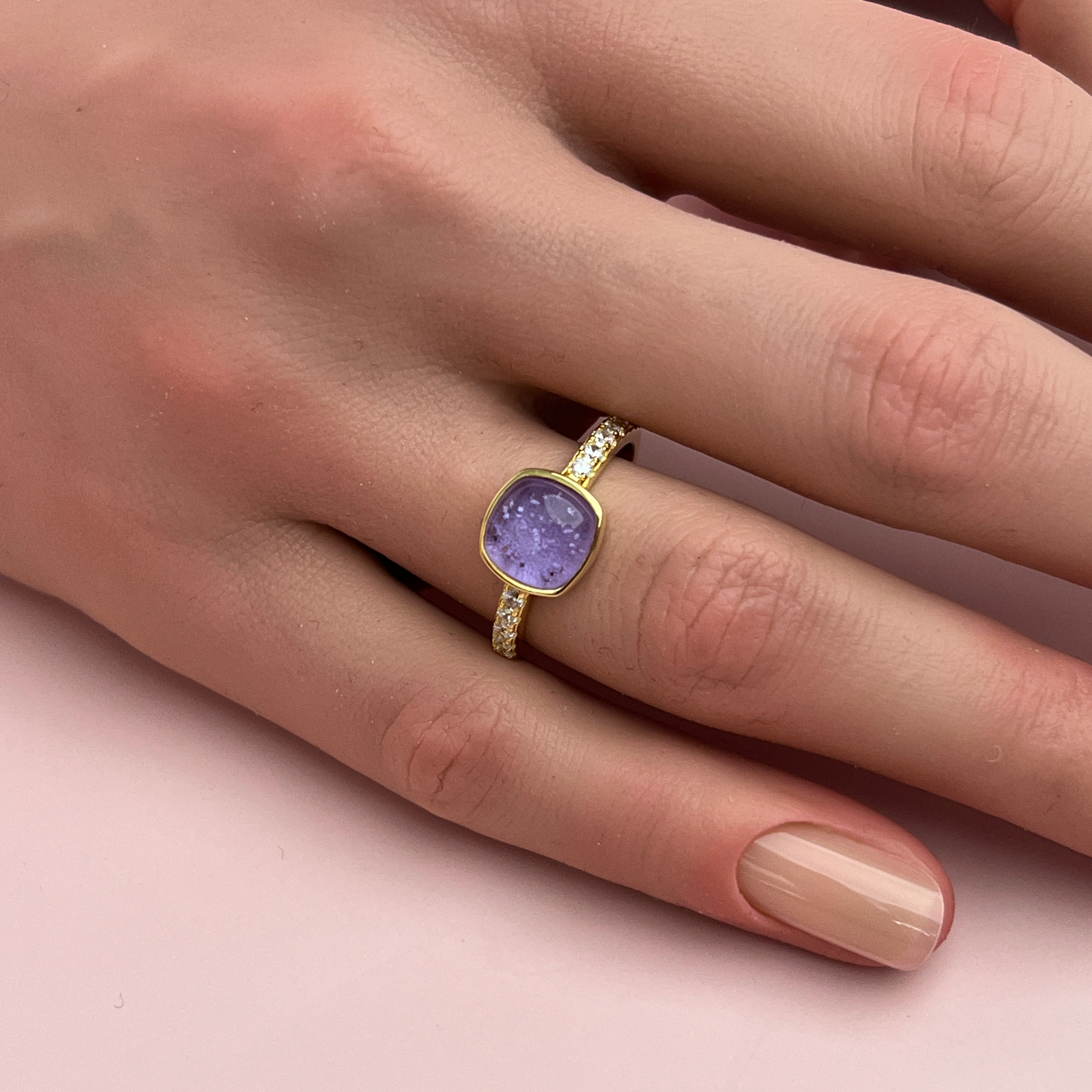 Evana Ashes Ring - Side Profile View