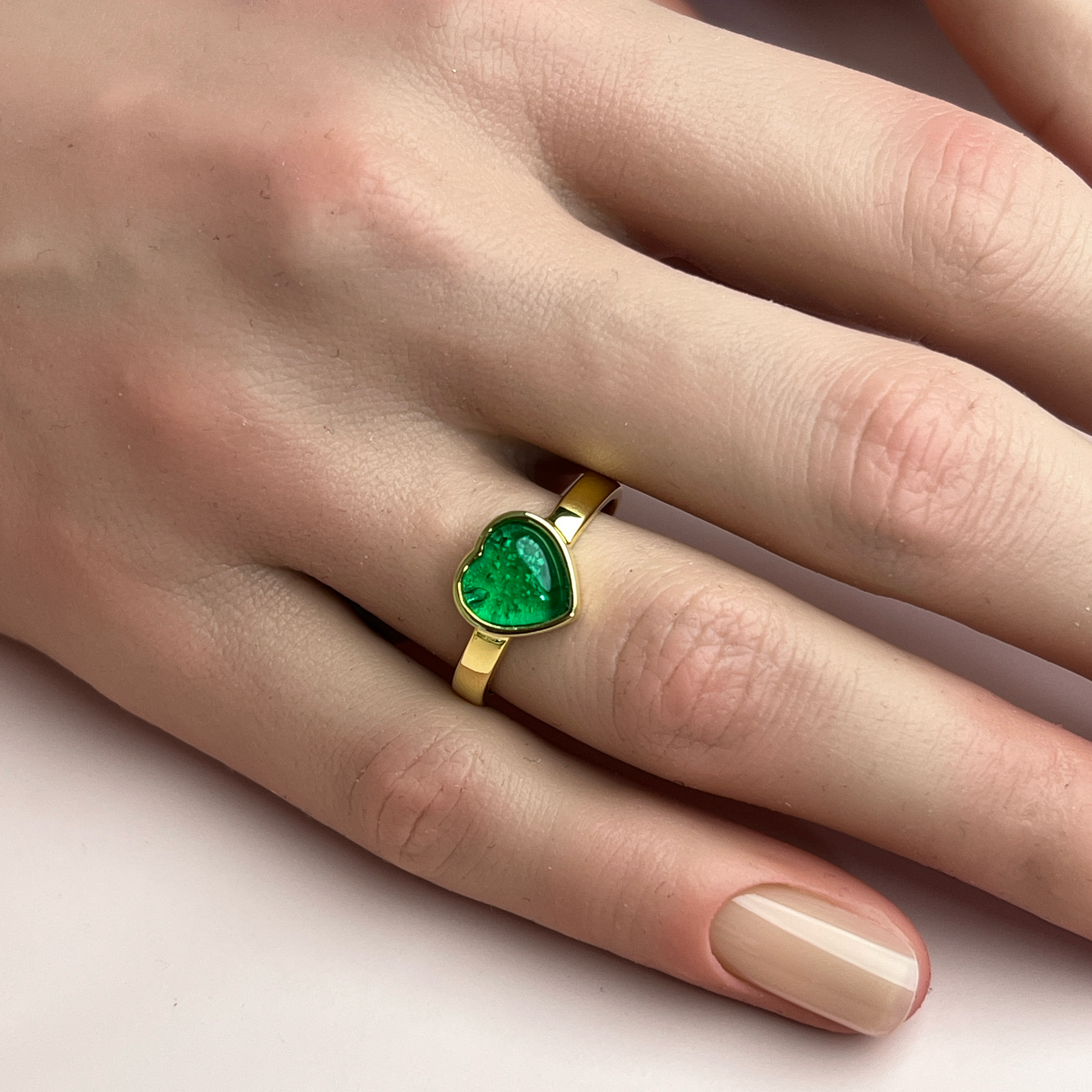 Tribute Ashes Ring - Side Profile View