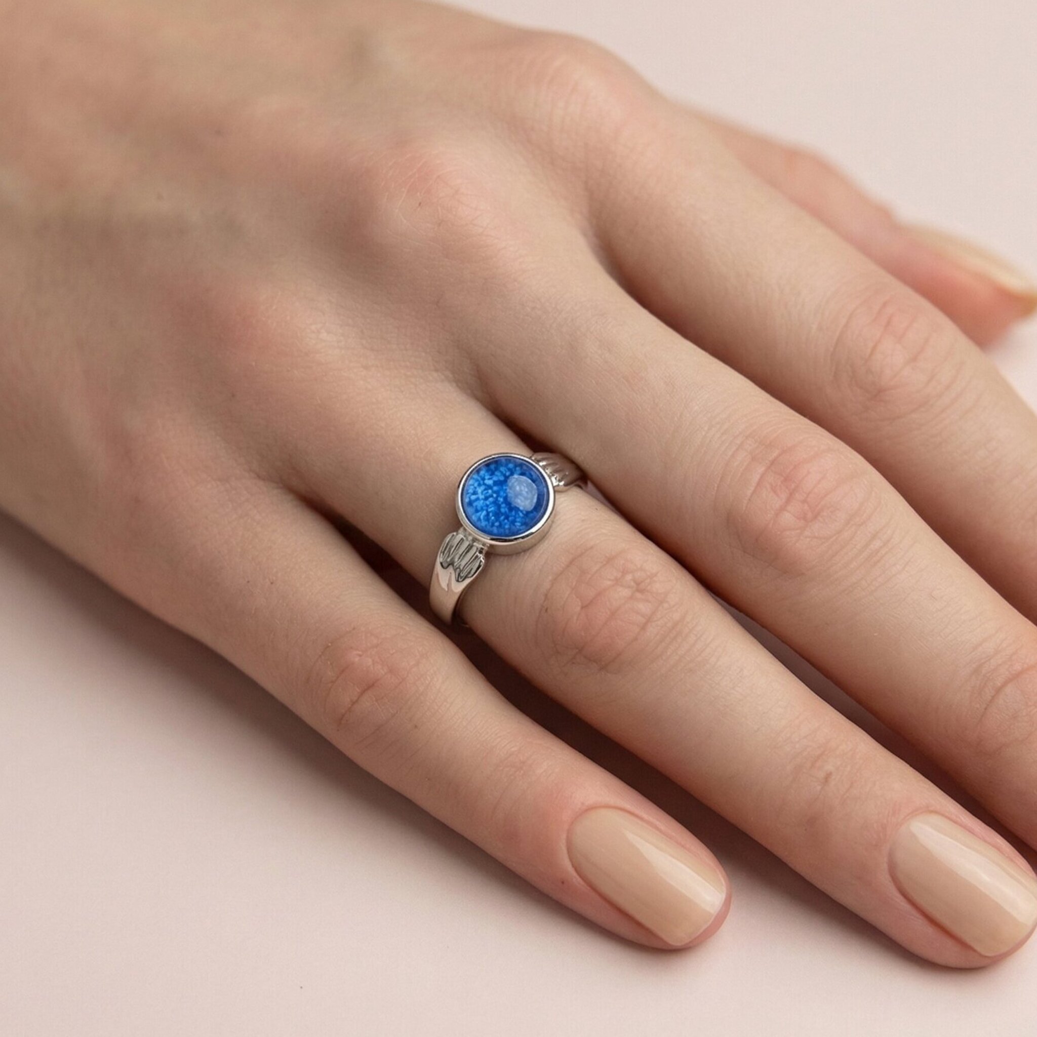 Paw Ashes Ring - Side View